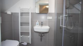 Cesar Apartments - 6