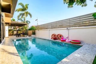 Modern Spacious 3-bed Ban Amphur Pool Villa (BA1) - 5