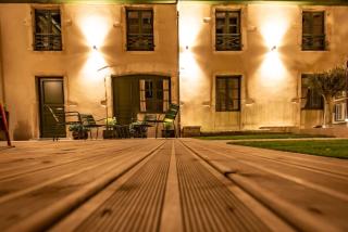 Le vintage . Centre-ville Mâcon . Atypique . Proche gare . Wifi . Climatisation . Confortable . - 2
