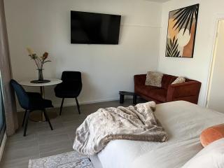 Kings Park Retreat - 7