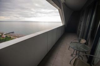 Studio with sea & lake views in Batumi - Wehost - 3