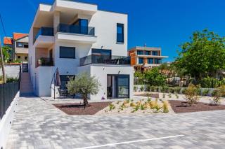 Casa MiA Apartments with parking - 2