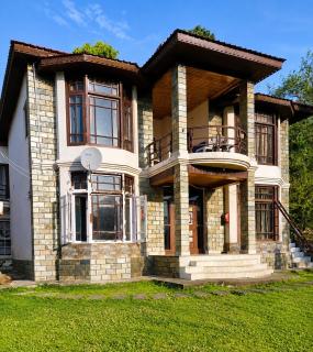Mountain View Room w Balcony Cozy Stay in Kud - 2