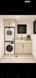global stays 4 Bedroom Ground Floor Apartment - 5