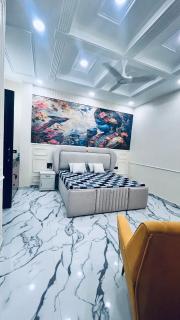 Mannat Villa Homestay - 0