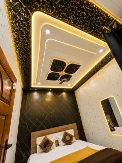 Lakshman Guest House Ayodhya - 4