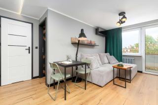 Mosaic Apartment in Rzeszów Center with Air Conditioning and Balcony by Noclegi Renters - 6