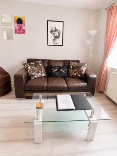 Comfortable 2-Bed House Garden Free Parking Leeds - 4