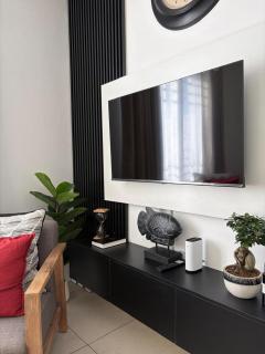 City Junction Studio Apartment - Windhoek CBD - 5