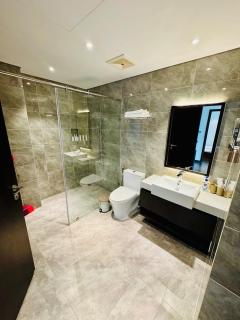 NEGIN SAPPHIRE HA LONG Hotel & Residence - 8