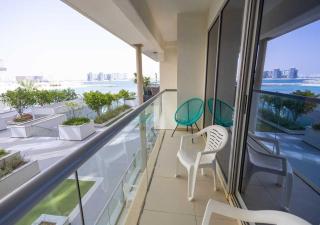 Stunning Coastal Upgraded Duplex by Island Properties in Pacific tower - 5