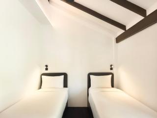 Coliwoo Resort Changi - 8