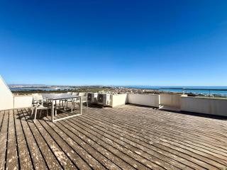 Rooftop Escape-Sea View Retreat, Torrevieja - 4
