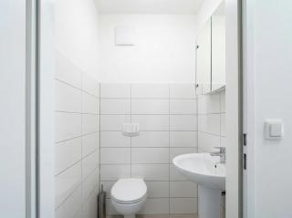 Comfortable 1BR Apartment Near City Center - 1