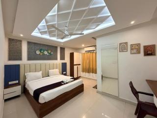 SNR VENUS HOTELS - 1