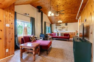 Le Lake House in Chertsey with spa - 4