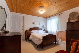 Le Lake House in Chertsey with spa - 1