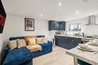 Cosy Castleford Stay - 4