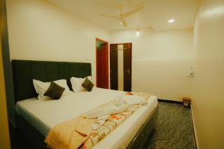 The Casa Comforts - 1