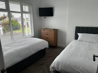 Pebble Cottage - 1
