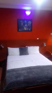 October 1st Hotel - 2