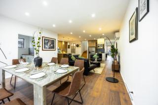 Parkside Ember Luxe w Campfire and Entertainment Lounge - 8