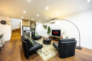 Parkside Ember Luxe w Campfire and Entertainment Lounge - 2