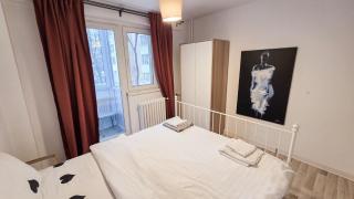 Victory Place Spacious Apartment! - 6