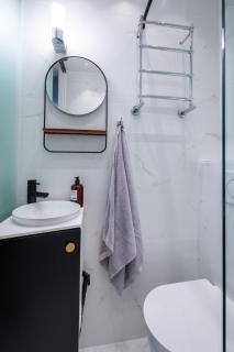 Very Cental Scandic Studio Apartment with Balcony - 1