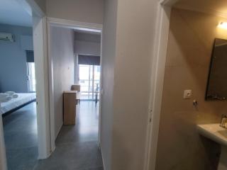 Grey House Six2point - 4