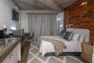 The 260 Collection Luxury City Apartment - 0