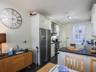 Westhaven 5 Beachfront Luxury, Free Parking Pass - 3