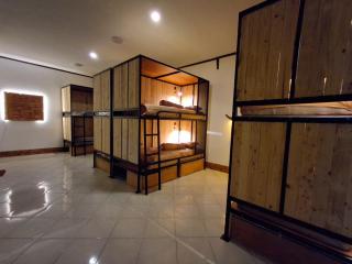 Nglinteg Hostel - 9