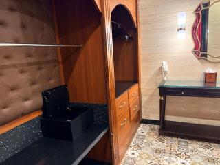 MAYFAIR Lake Resort - 1