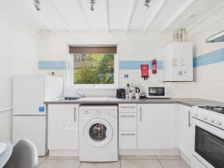 Lodge 11 - 2 Bed with Parking - 7