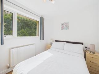 Lodge 11 - 2 Bed with Parking - 6
