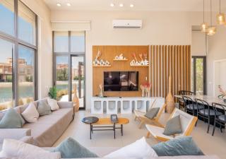 Classy 4BR Villa in Tawila, El Gouna I Heated Pool & Lagoon Access - 1