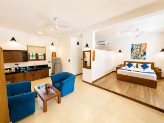 Sky and Sand Guesthouse - 8