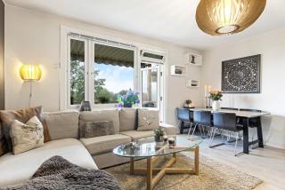 Modern and Bright Room Close to Oslo Center - 5