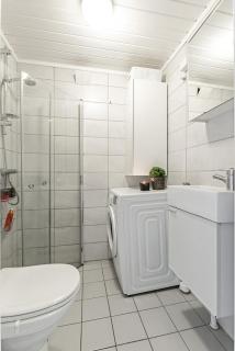 Modern and Bright Room Close to Oslo Center - 4
