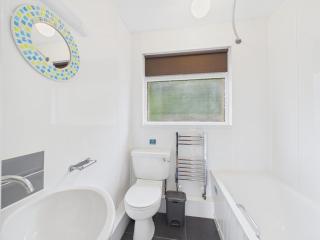 Lodge 12 - 2 bed with parking - 5