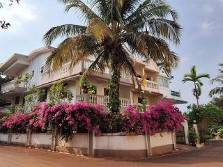 A tranquil place in Dona Paula - 0