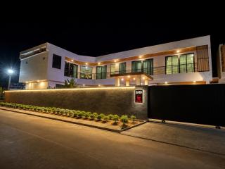 Hello Pattaya Pool Villa Brand New 5BR Luxury - 7