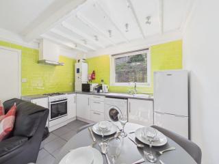 Lodge 15 - 2 Bed with Parking - 4