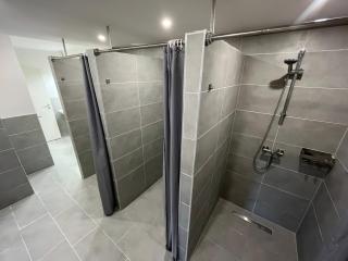 Monteurunterkunft II Ferienhaus II A7 Holle mit 14 Betten, 3 Duschen und 3 WCs - 2
