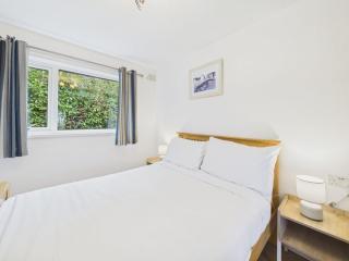 Lodge 23 - 2 Bed with Parking - 1