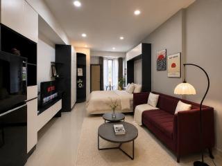Burgundy House I The Tresor D4 - Modern Cozy Escape - 4