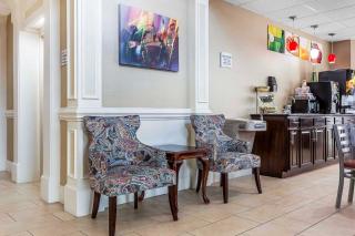 Quality Inn & Suites - 6