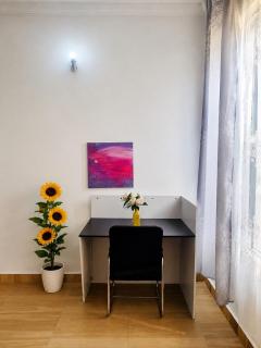 Private 2bdm apartment near Victoria Place - 1
