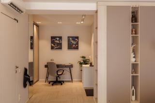 Modern Studio by Rose Valley Park, King Bed - 8
